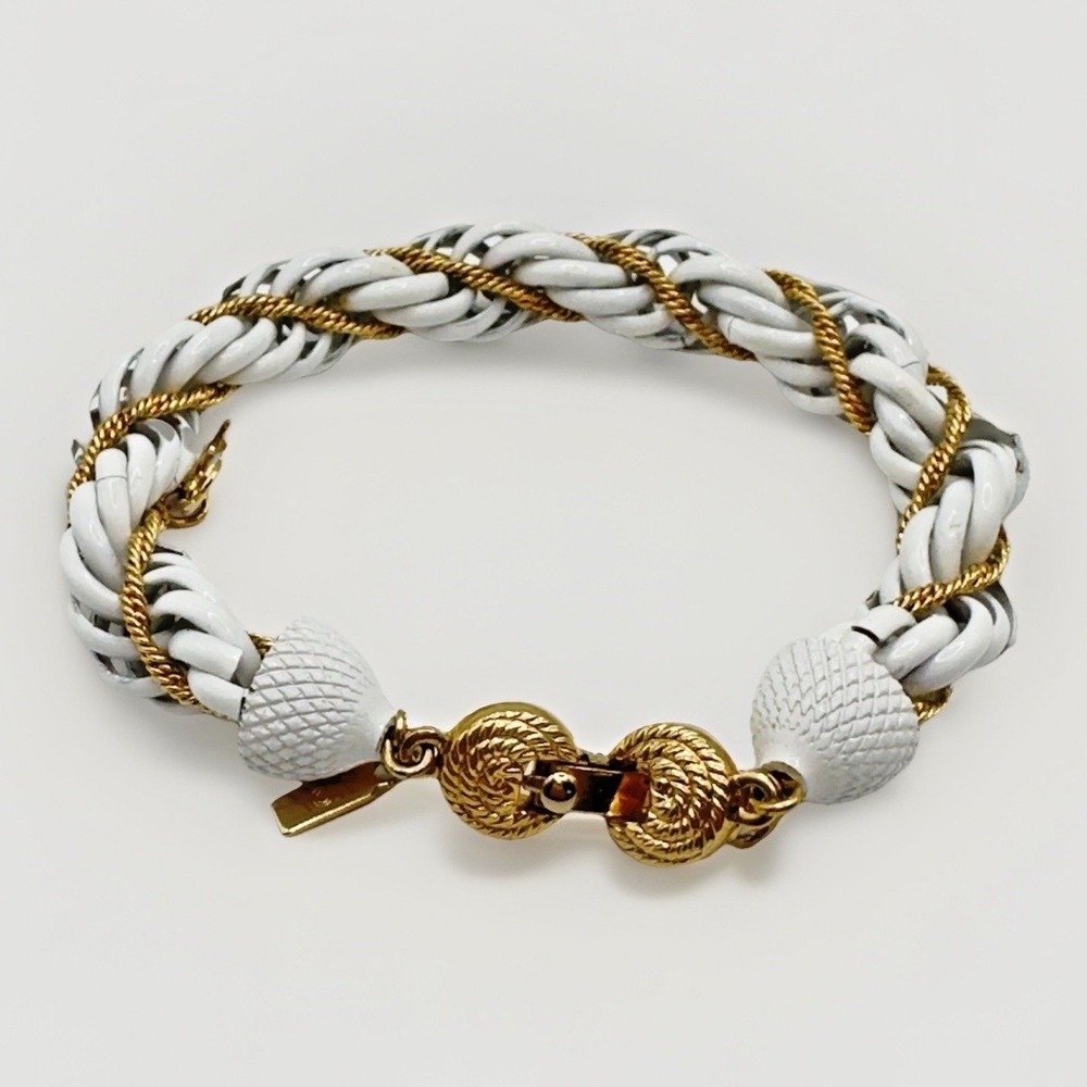 Vintage MONET Bracelet White & Gold Tone Twist Rope Chain 7"  Safety Chain